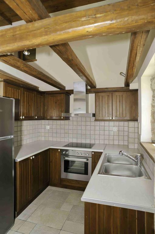 Diotima Homes Каламата Номер фото