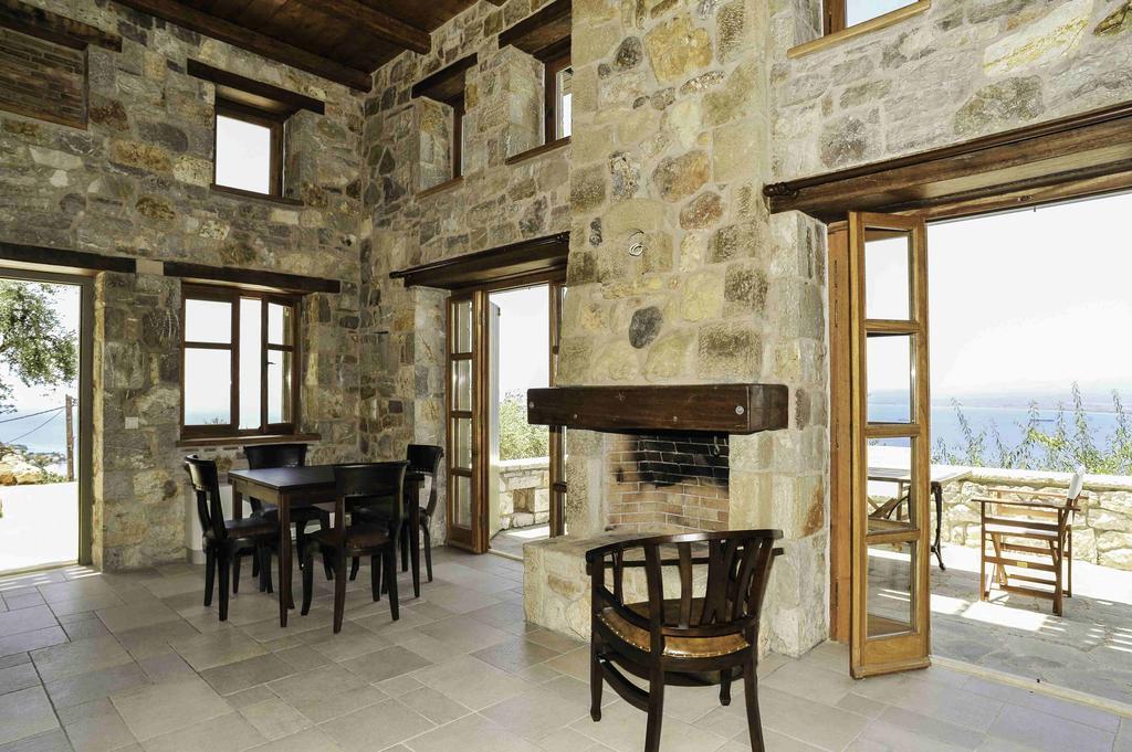 Diotima Homes Каламата Экстерьер фото
