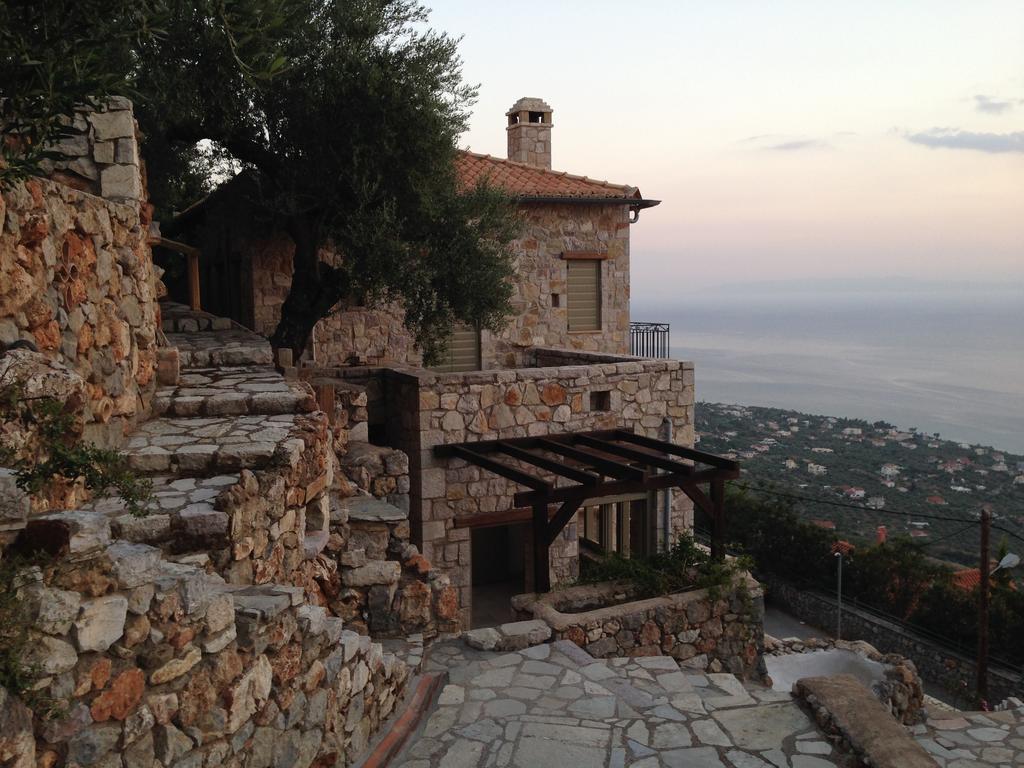 Diotima Homes Каламата Номер фото